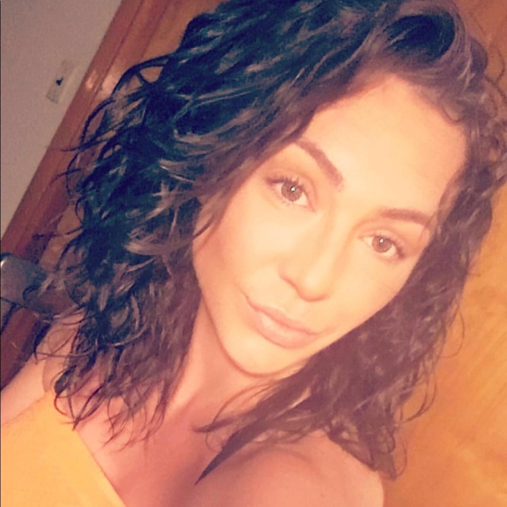 Meet your Posher, Xina